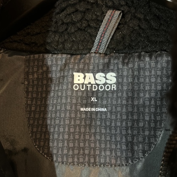Bass Outdoors Women’s Sherpa Zip Vest Size XL-NWTS - Picture 3 of 4